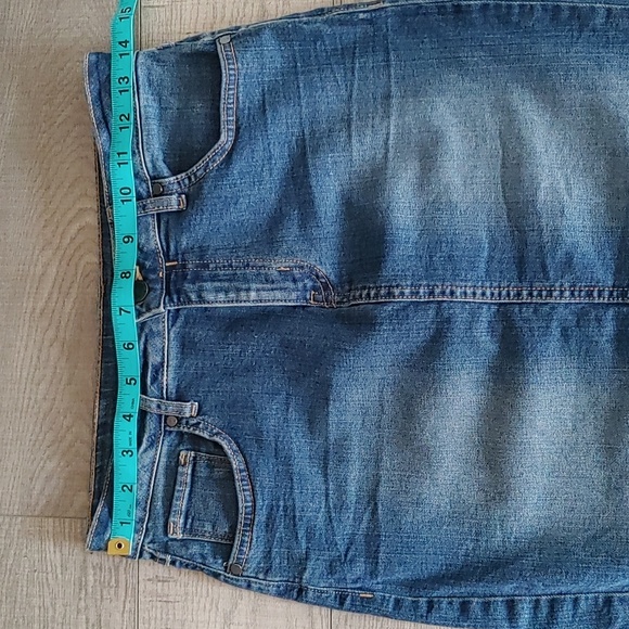 Calvin Klein US 27 Denim 5 Pocket Stretchy Pencil Skirt with Back Slit - Picture 8 of 10